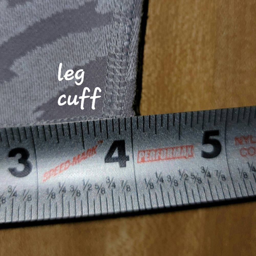 Under Armour Camo Leggings #YLEG1 - Picture 3 of 11